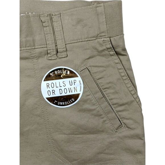 Riders Lee Chino Shorts  Womens Size 6  Elastic Waist Roll-up Stretch Khaki NWOT - Picture 3 of 7
